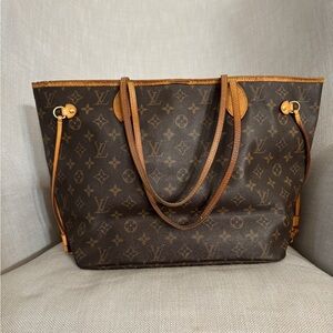 Louis Vuitton Neverfull MM-preloved
